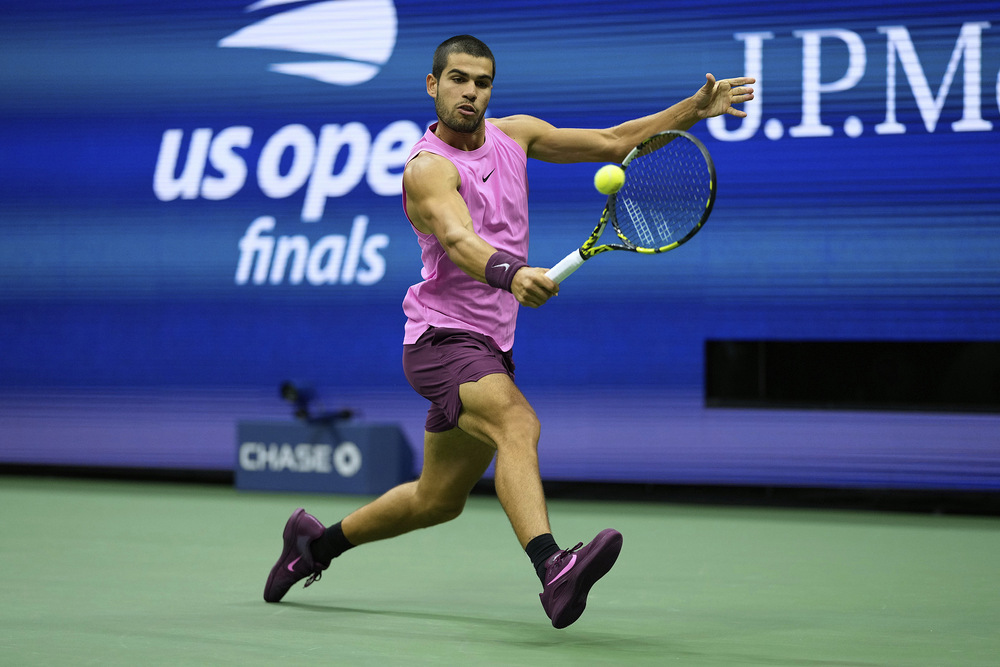 雄鹿连续第 雄鹿连续第